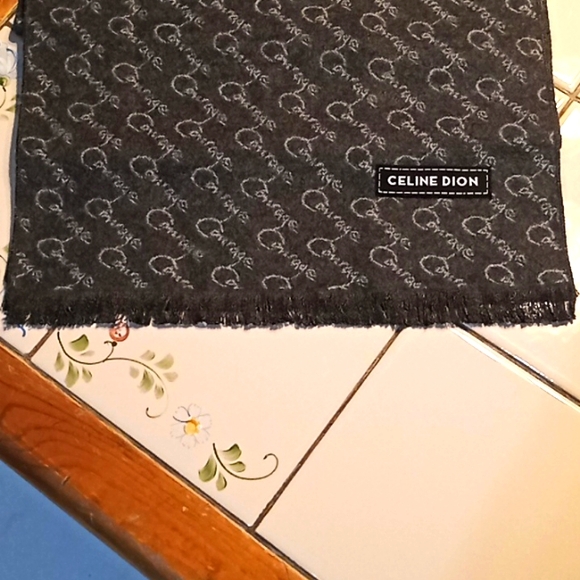 CELINE DION Gray VIP Cashmere Scarf. "Courage" Tour. 72x12. New Without Tag. - Picture 6 of 12